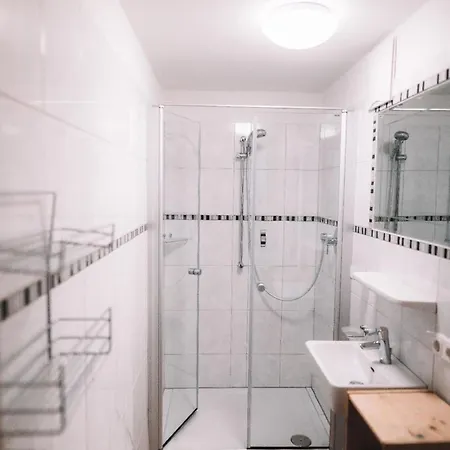 Ferienwohnung In Bach Mit Garten Und Grill - B61639 アパート *